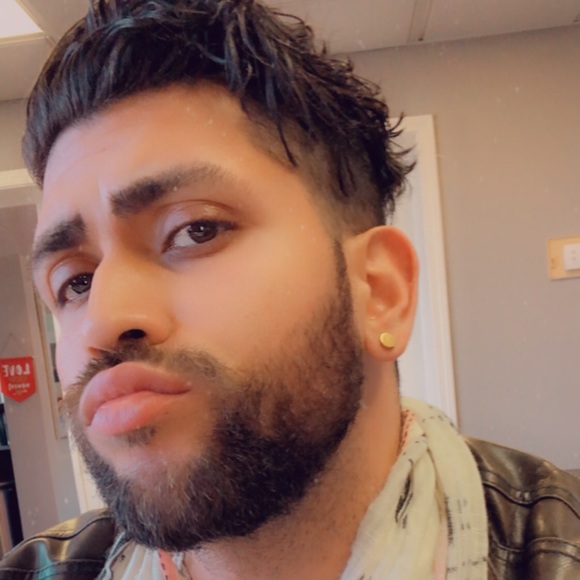 Meet your Posher, Alexander - Picture 1 of 1